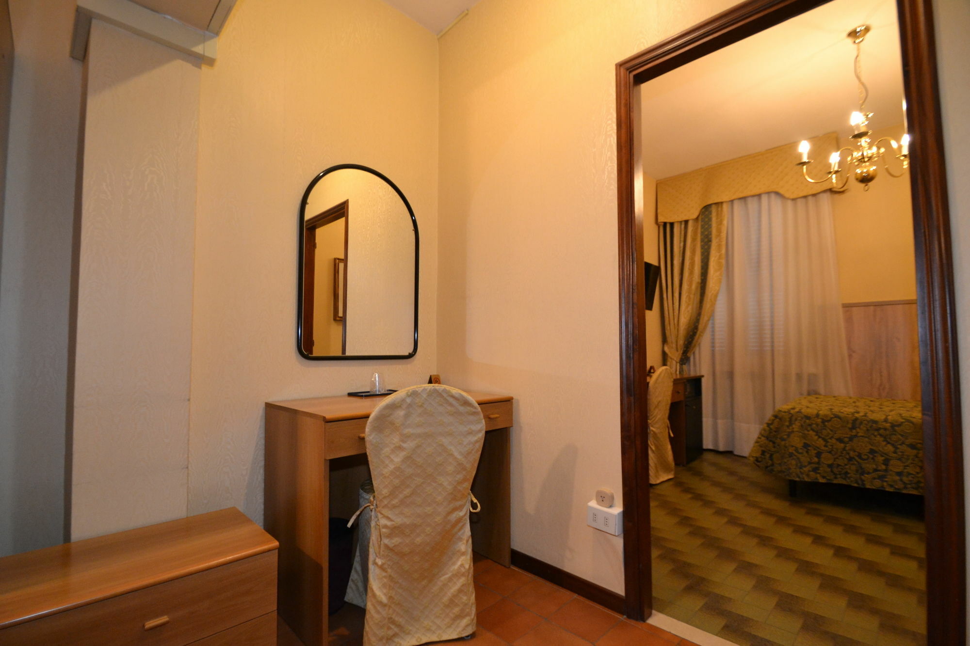 Hotel Residence Parme Extérieur photo